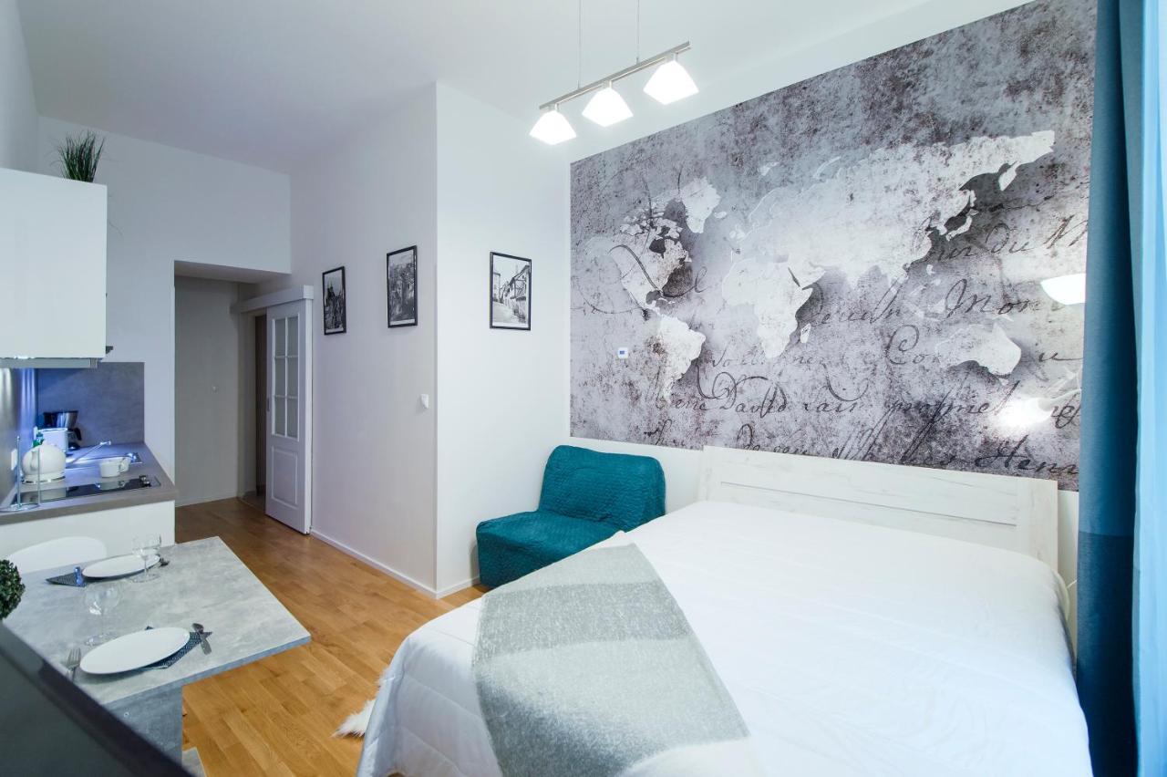 Modern Apartment Pricna 4 Прага Экстерьер фото