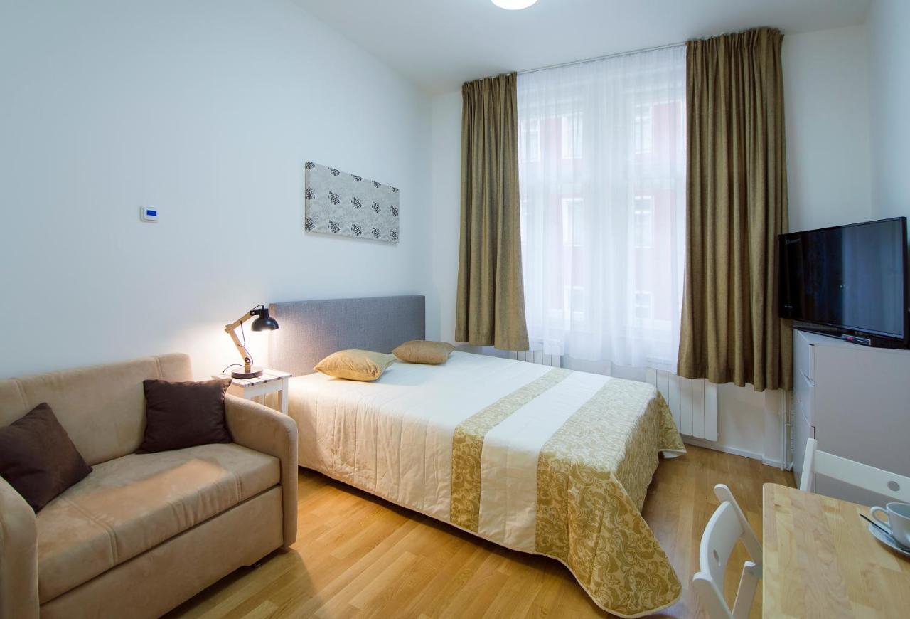 Modern Apartment Pricna 4 Прага Экстерьер фото